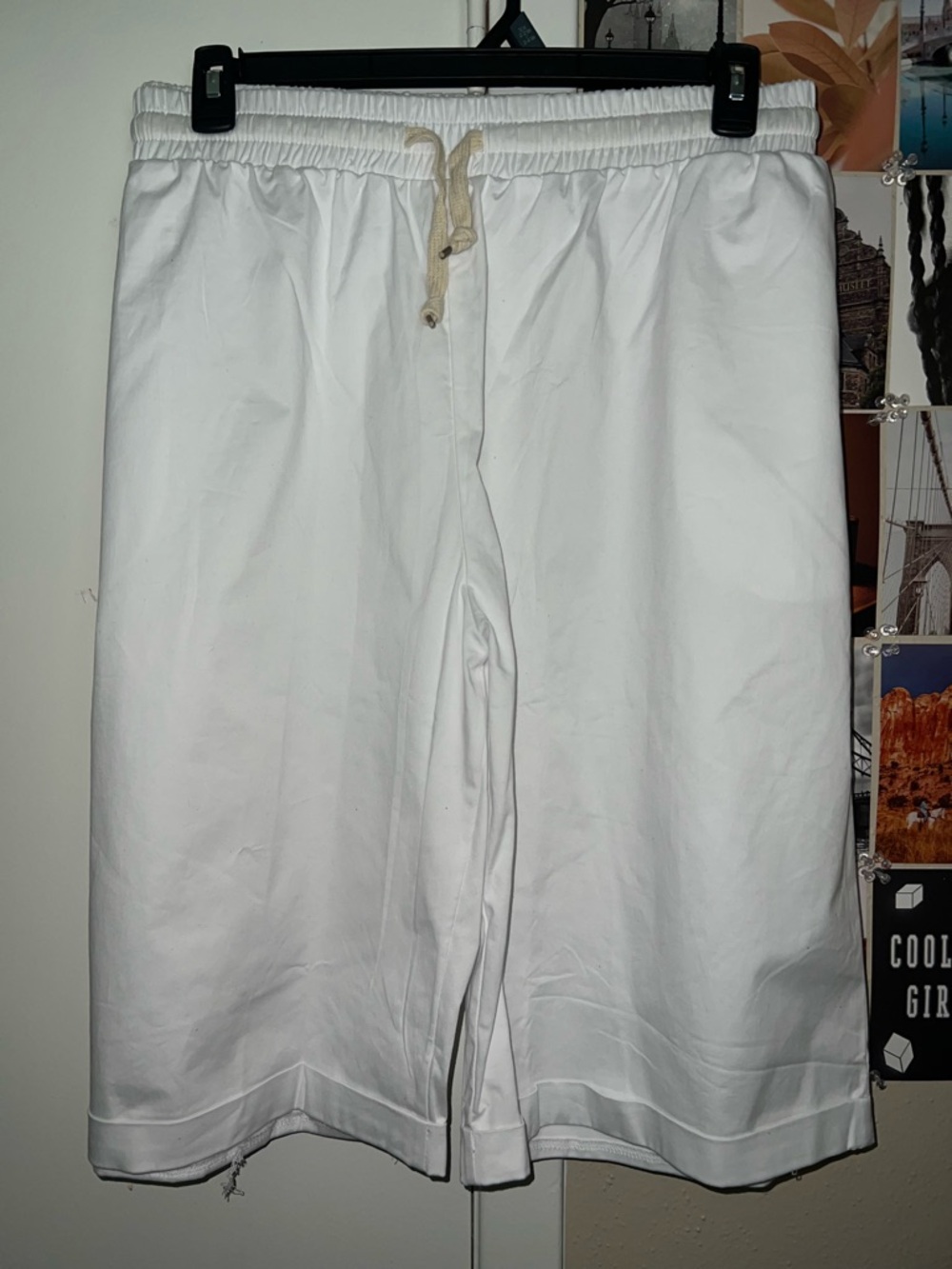 White Drawstring Casual Shorts